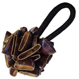 Juju hand rattle Terre